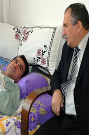 Başkandan hasta ziyareti