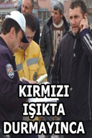 Kırmızı Işıkta Geçen Tır Otomobile Çarptı