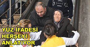 Acı içinde yere yığıldı...