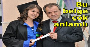 Babasından sonra kızı da aynı okulu bitirdi!
