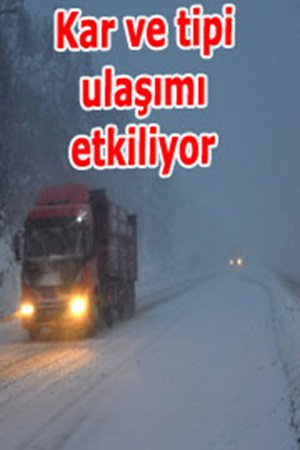 Bolu dağında kar ve tipi ulaşımı felç  etti