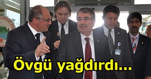 İçişleri Bakanı'ndan hasteneye övgü...