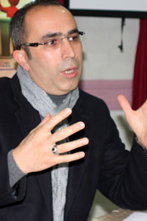 Karagüzel'den ” Diksiyon ve şiir okuma sanatı” söyleşisi