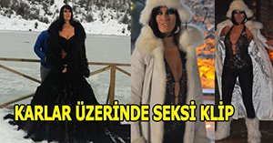 Tuğba Özay seksi kıyafetiyle göz kamaştırdı