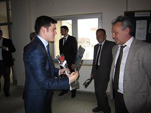 Ak Partili genç başkandan vefa