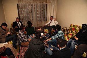Belediye Başkanı Yılmaz’dan çat kapı ziyaret