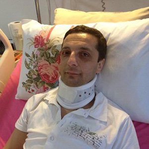 CHP'li siyasetçi bıçak altında