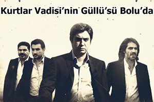 GÜLLÜ TUNALI KAFE'DE...