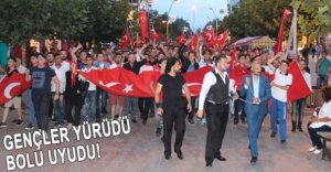 500 KİŞİ TERÖRÜ LANETLEDİ!