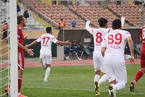 BOLUSPOR İZMİR'DE LİGE YENİDEN MERHABA DEDİ