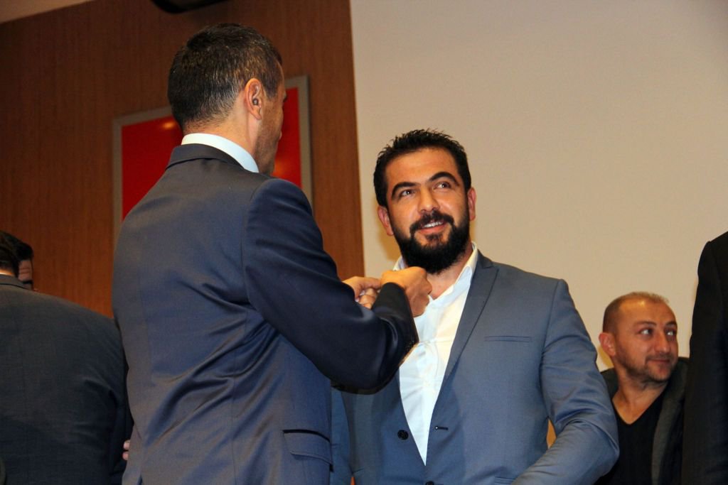 30 KİŞİ İSTİFA EDİP AK PARTİ'YE GEÇTİ...