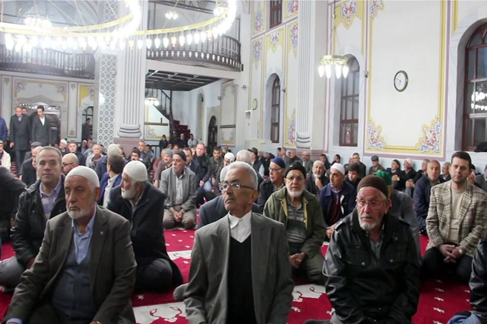 AK PARTİ'DEN MEVLİT PROGRAMI