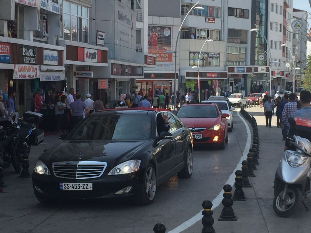 BOLU ŞEHİDİNİ UĞURLUYOR...