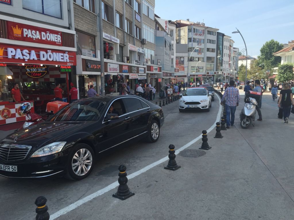 BOLU ŞEHİDİNİ UĞURLUYOR...