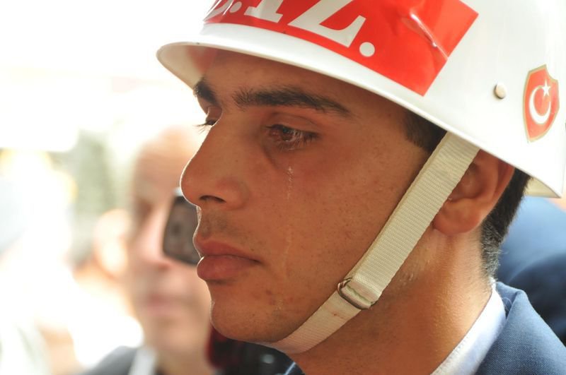 ŞEHİDİMİZ SON YOLCULUĞUNA UĞURLANDI