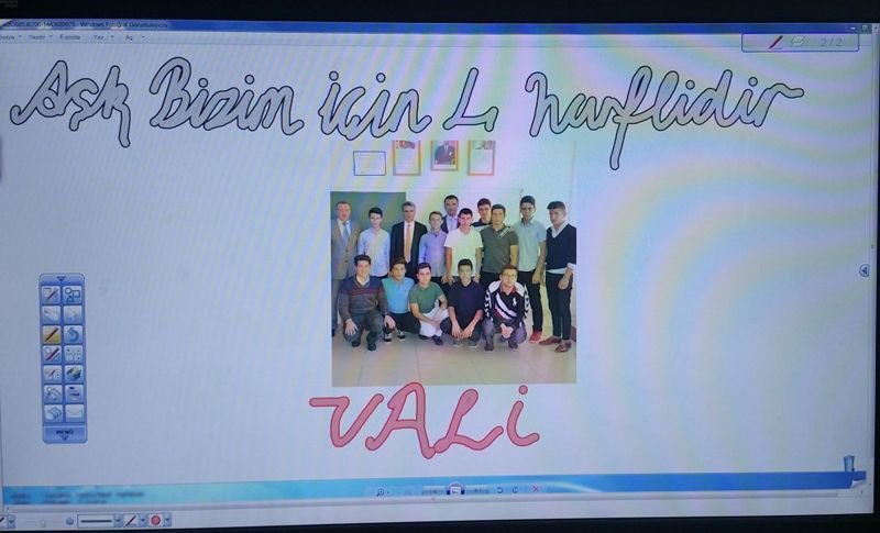 TWİTTER VALİSİ YİNE FENOMEN OLDU!