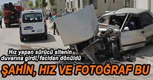 HURDAYA DÖNEN OTOMOBİLDE SIKIŞTI..
