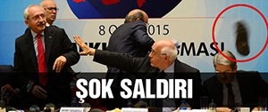 KILIÇDAROĞLU'NA AYAKKABILI SALDIRI