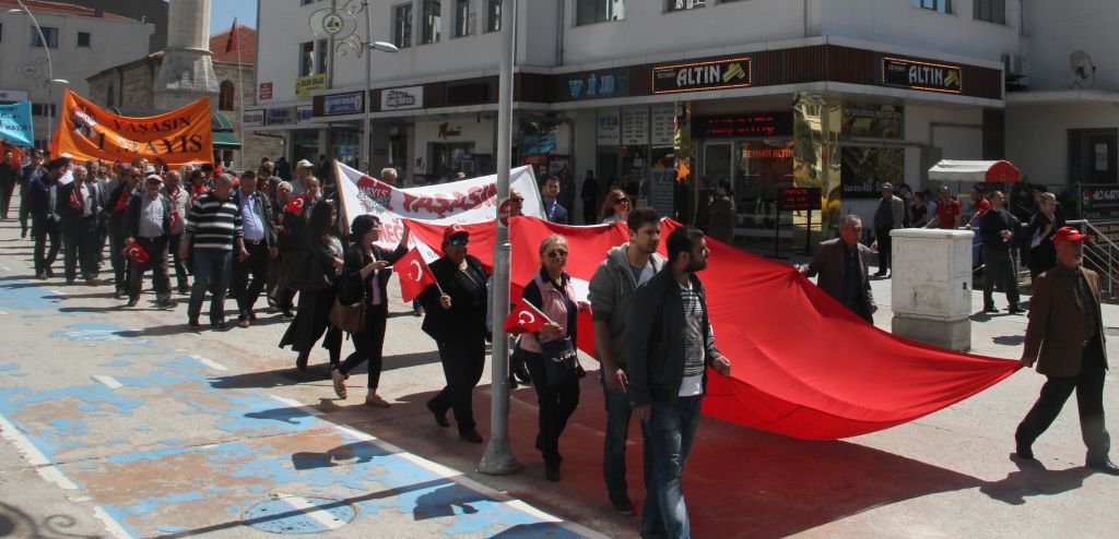 1 MAYIS İŞÇİ BAYRAMI BOLU'DA KUTLANDI