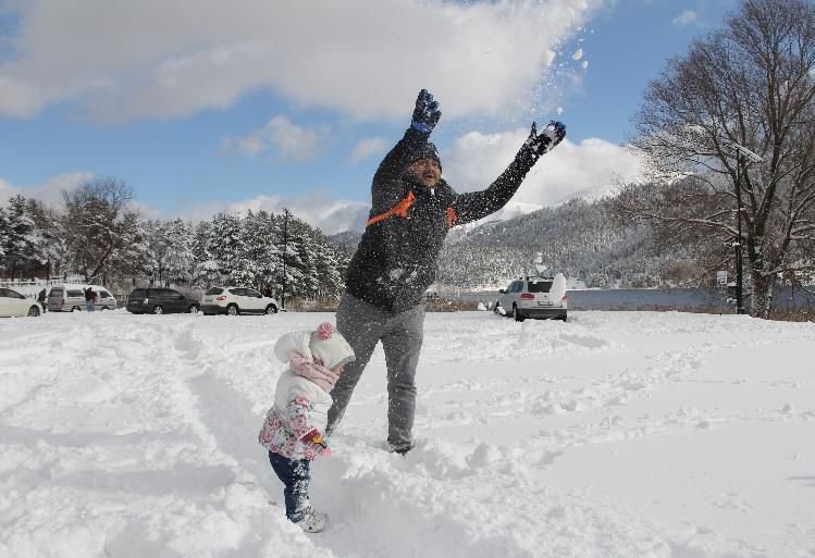 ABANT GÜZELLİĞİYLE BÜYÜLÜYOR