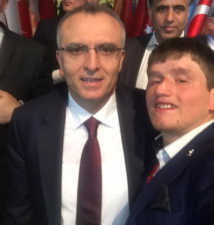 AK PARTİ'NİN EN HAVALISI O...