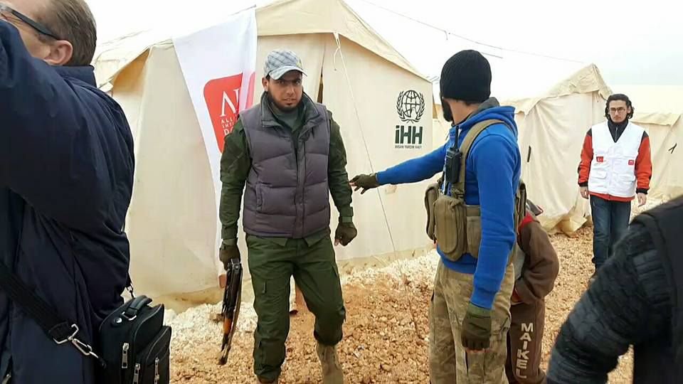 ALKIŞLAR BOLULU İŞADAMINA...