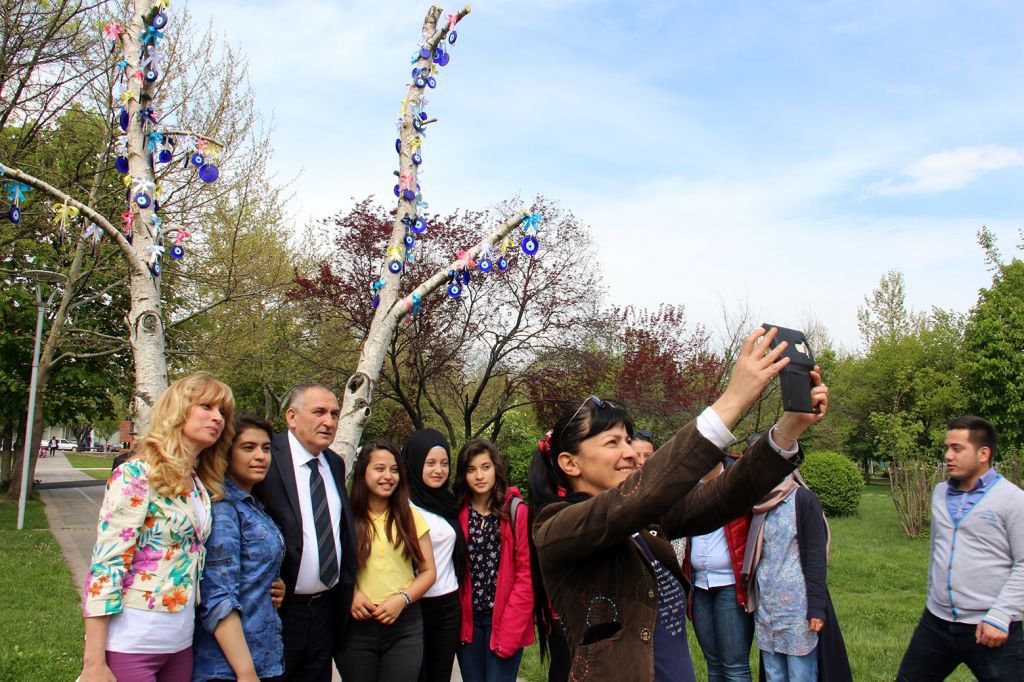 BAŞKAN BOL BOL DUA ALDI