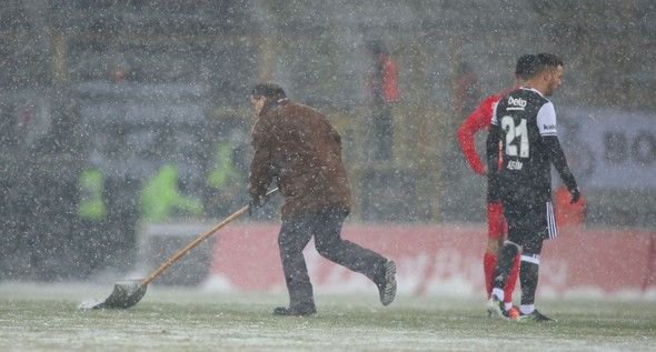 BU İŞTE BİR GARİPLİK YOK MU?