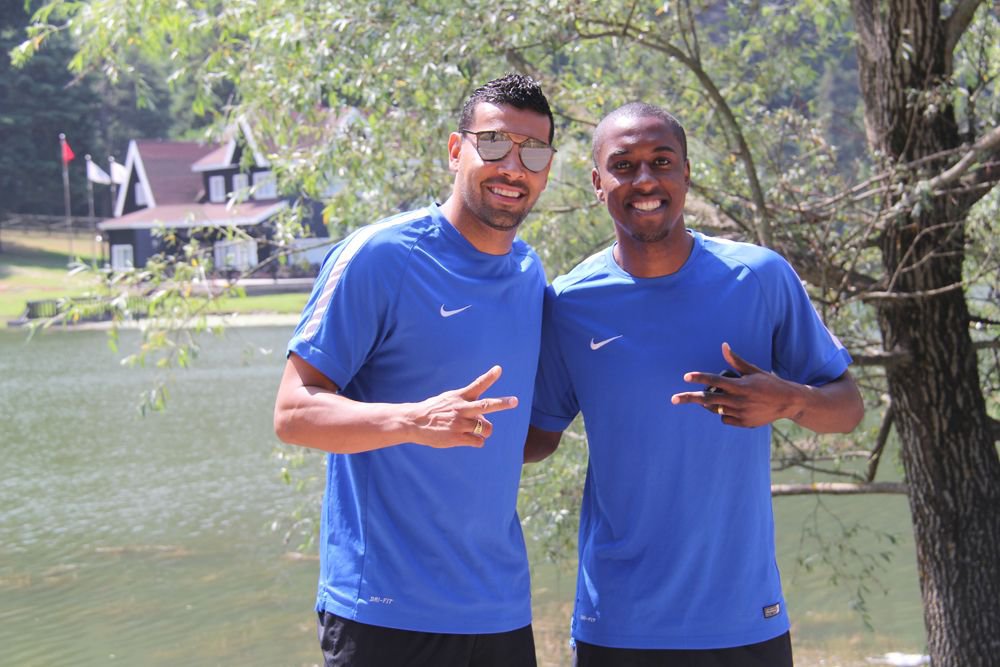 ÇOCUKLAR GİBİ EĞLENDİLER