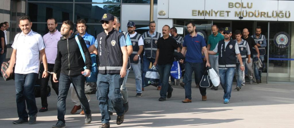 FETÖ OPERASYONUNDA 44 KİŞİ ADLİYEDE