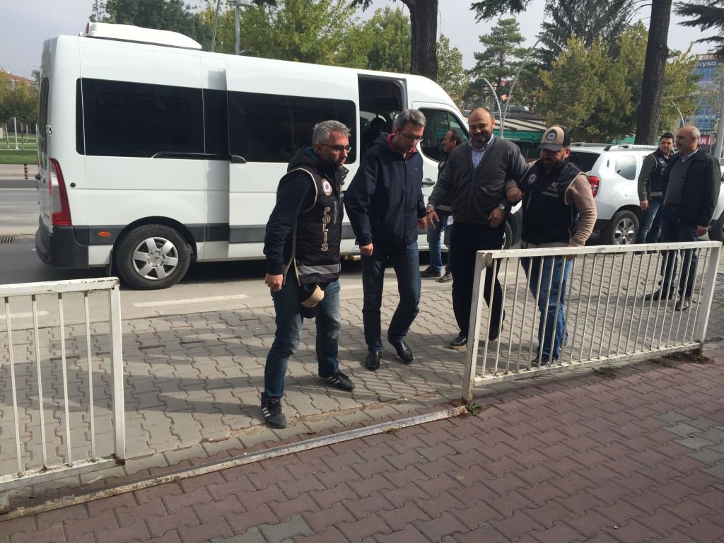 FETÖ'NÜN İL İMAMI ADLİYEYE SEVK EDİLDİ