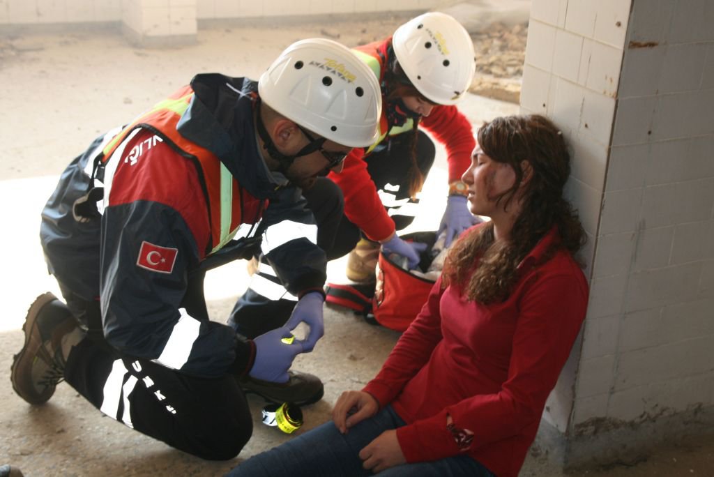 GERÇEĞİ ARATMAYAN TATBİKAT