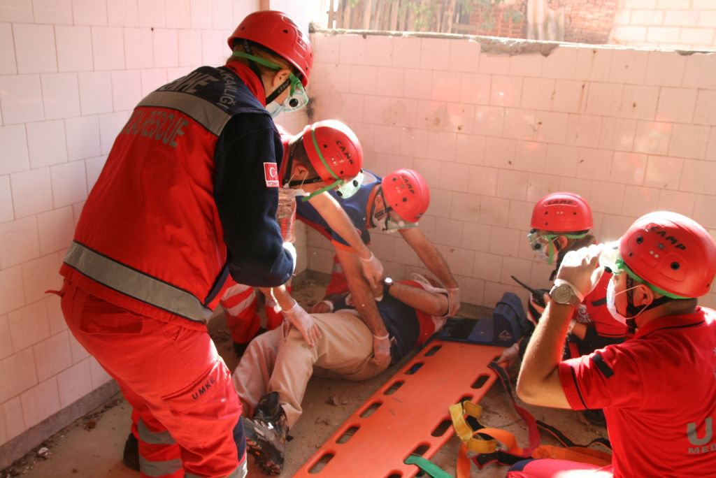 GERÇEĞİ ARATMAYAN TATBİKAT