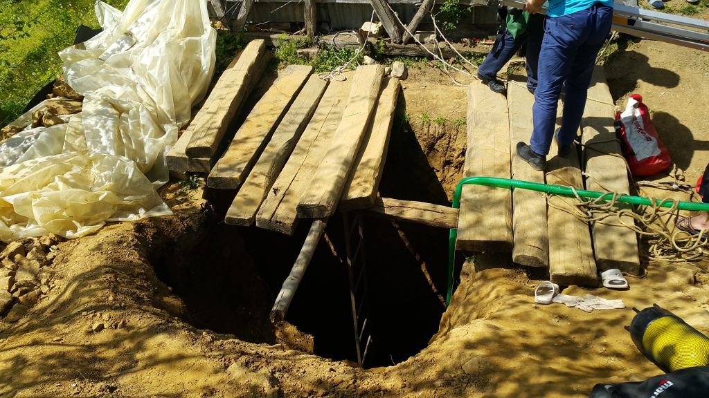 GÖÇÜK ALTINDA KALARAK CAN VERDİLER...