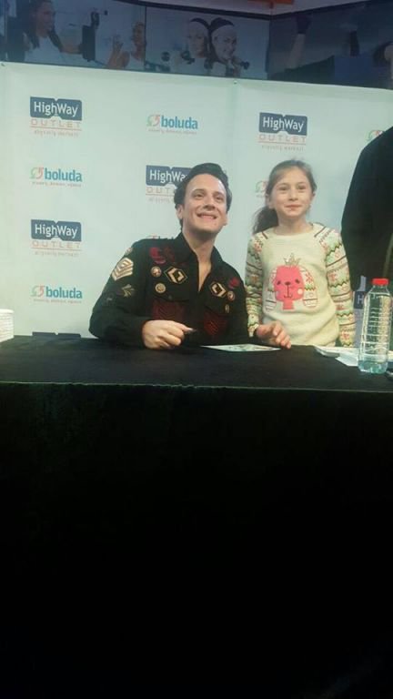 HİGHWAY'DE EDİS İZDİHAMI