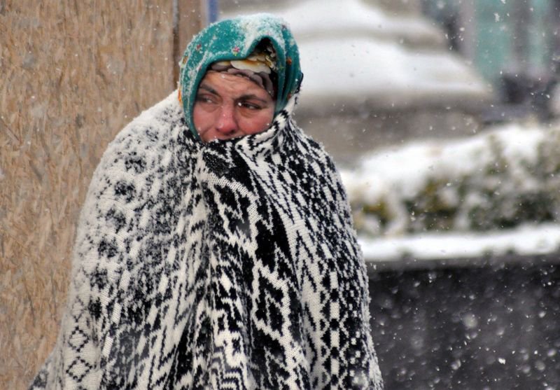 KAR BİR ANDA BASTIRDI!