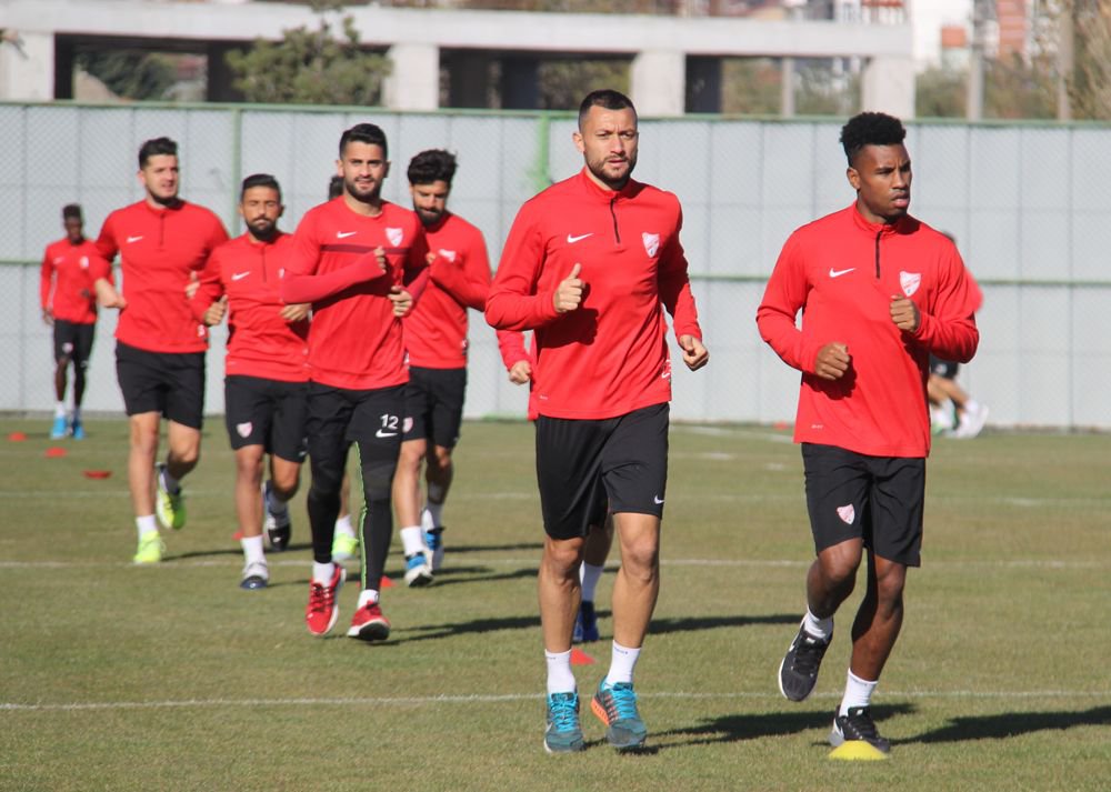 KARAÇAYIR'DA MORALLER YERİNDE