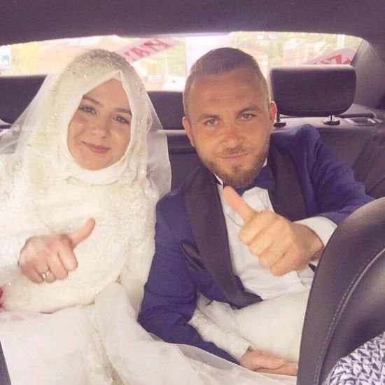 MUTLULUKLAR DİLİYORUZ...