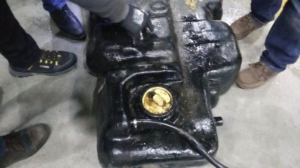 OĞLUNU EVLENDİRMEK İÇİN UYUŞTURUCU TAŞIYORMUŞ