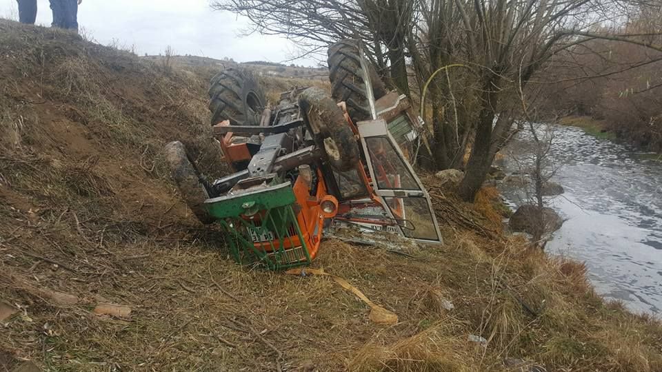 TRAKTÖR KAZASINDA 1 KİŞİ HAYATINI KAYBETTİ