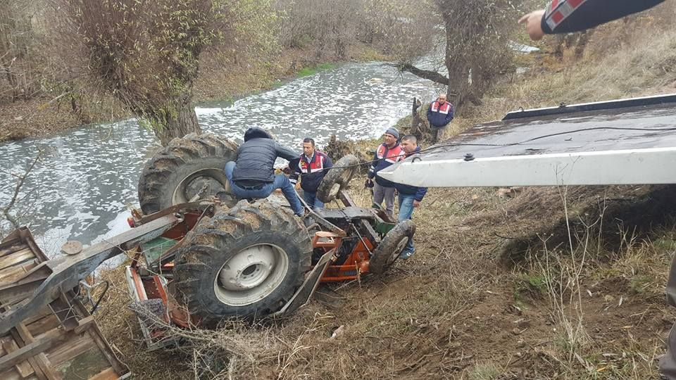 TRAKTÖR KAZASINDA 1 KİŞİ HAYATINI KAYBETTİ