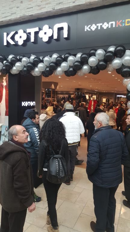 ÜNLÜ MARKA HİGHWAY'DE AÇILDI