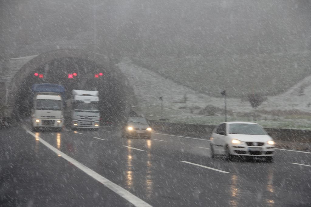 YOĞUN KAR YAĞIŞI BAŞLADI