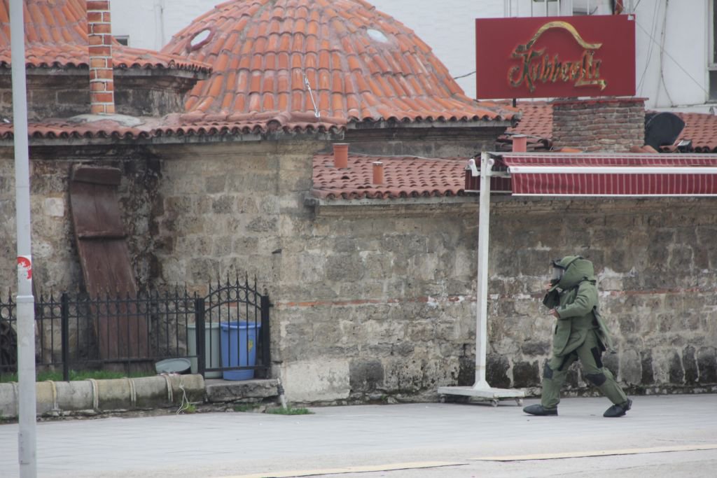 YURDUM İNSANI HİÇ DEĞİŞMİYOR...