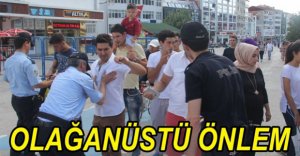 POLİS MİTİNG ÖNCESİNE KUŞ UÇURTMUYOR