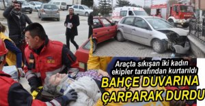 BAHÇE DUVARINA ÇARPARAK DURABİLDİ