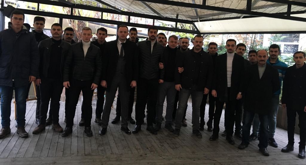 100 FOTOĞRAFLA BAŞBUĞ TÜRKEŞ