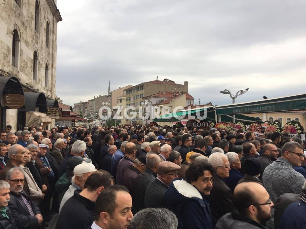 ADNAN VARLIK SON YOLCULUĞUNA UĞURLANDI