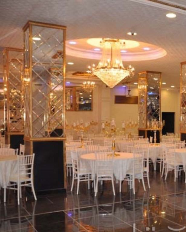 ALTINYILDIZ'DAN MUHTEŞEM BİR SALON