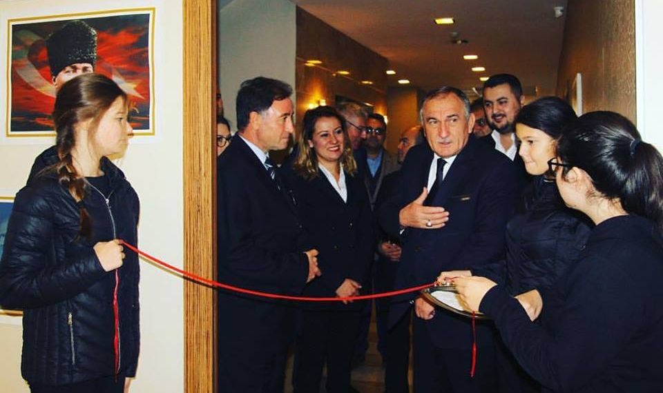 ATATÜRK VE CUMHURİYET SERGİSİ AÇILDI